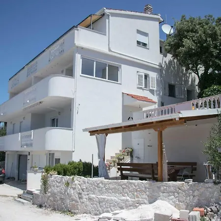 Lorena Apartamento Sevid